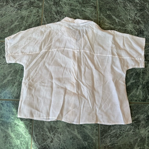 Eileen Fisher Organic Linen Short Sleeve Button Down Shirt in White - Picture 4 of 8